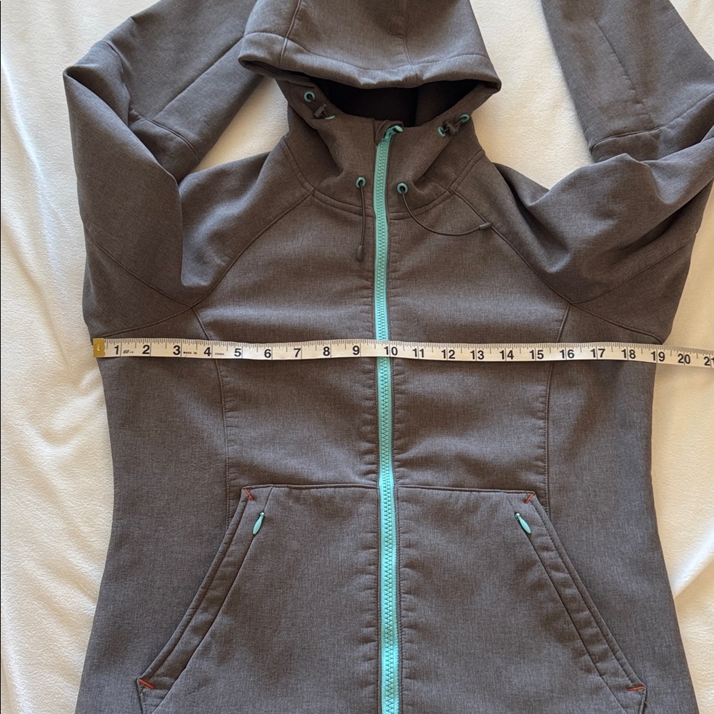 Simms hooded jacket - image 7